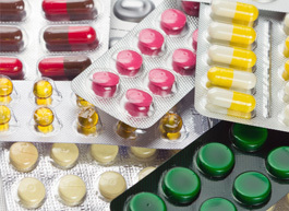 Ассортимент импортных лекарств в аптеках сократился на 20% за год 