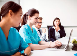 Минздрав утвердил три типовые программы повышения квалификации для провизоров и фармацевтов c 1 марта 2026 года