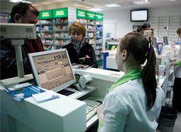 Как удержать посетителя аптеки?