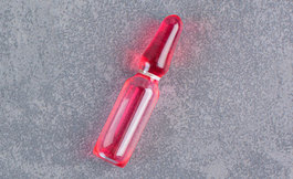 Компания Eli Lilly предупредила о потенциальных рисках при применении тирзепатида вместе с витамином В12