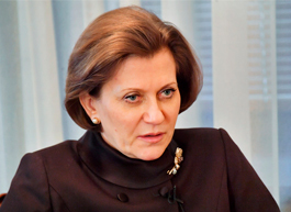 Попова продлила действие санитарных правил на фоне COVID-19 до 2022 года